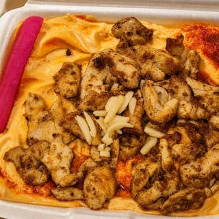 Hummus with Chicken^
